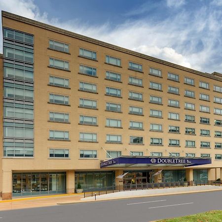 Doubletree By Hilton St. Louis Forest Park Bagian luar foto